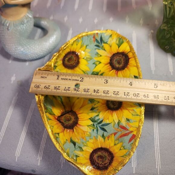 DECOUPAGE CLAM SHELL DECOUPAGE SUNFLOWERS TRINKET DISH - Picture 9 of 10